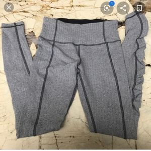 Lululemon scrunchy leggings